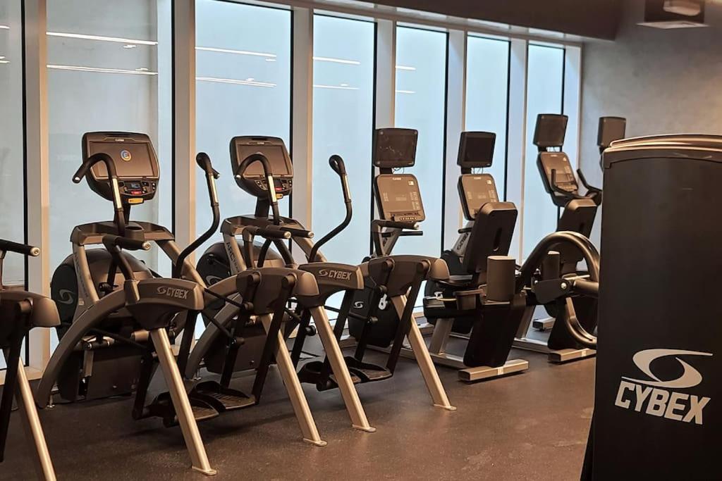 Fitness centrum a/nebo fitness zařízení v ubytování Luxury apartment in Yas Island