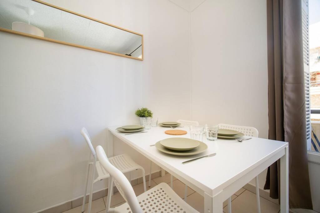 Fotografia z galérie ubytovania Appartement tout équipé balcon 4 pers St Charles v destinácii Marseille
