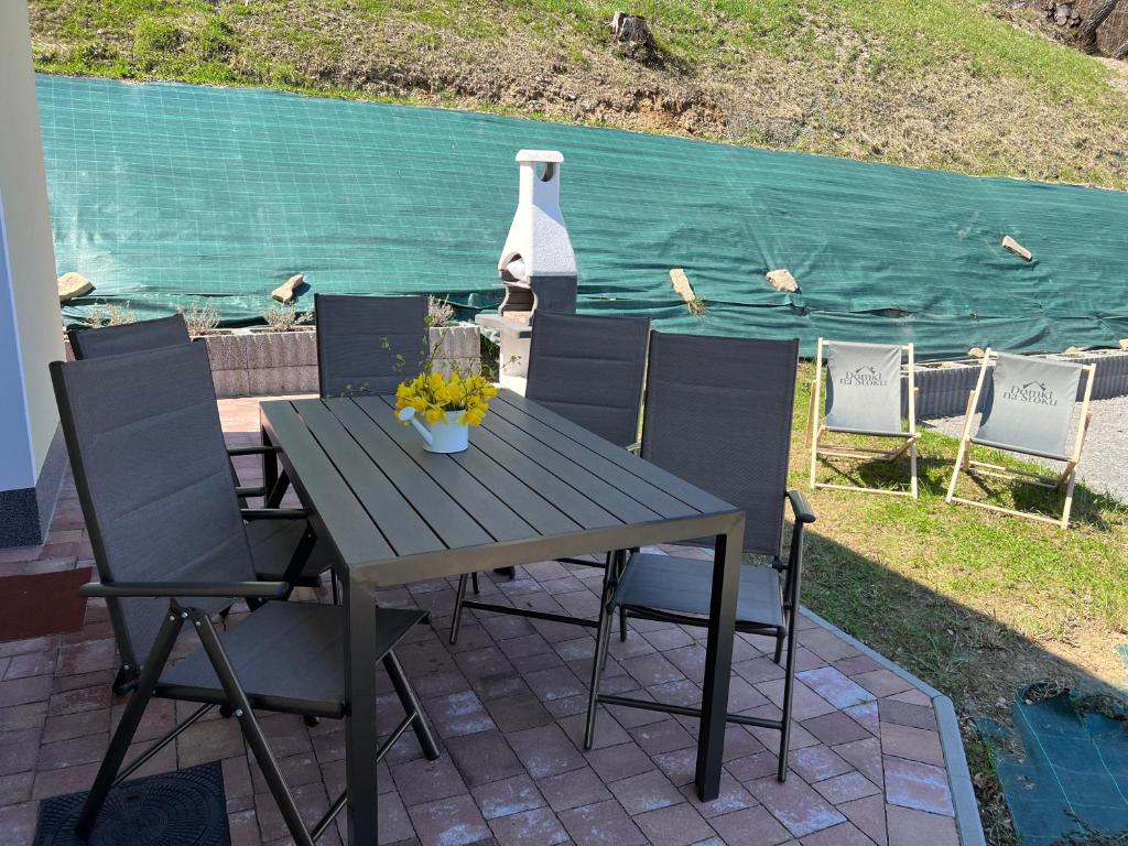 Balkón nebo terasa v ubytování Domki na Stoku