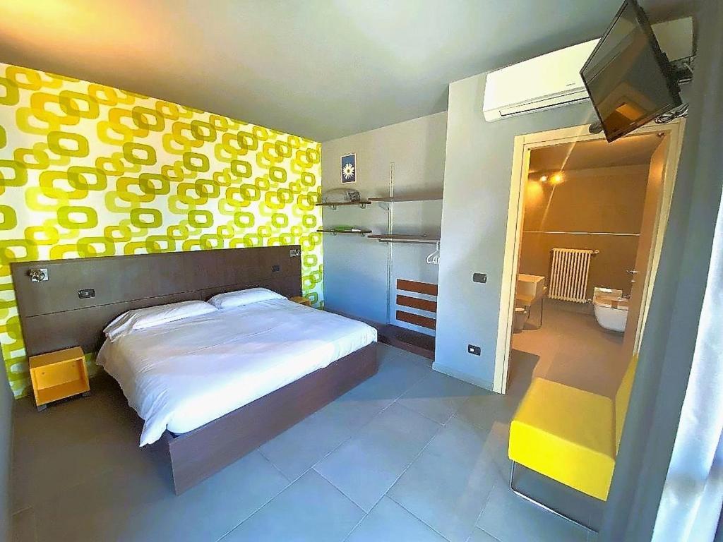 Vela di Soleville camere con e senza vista lago con ristorante & pizzeria - Deluxe Double Or Twin Room With Lake View