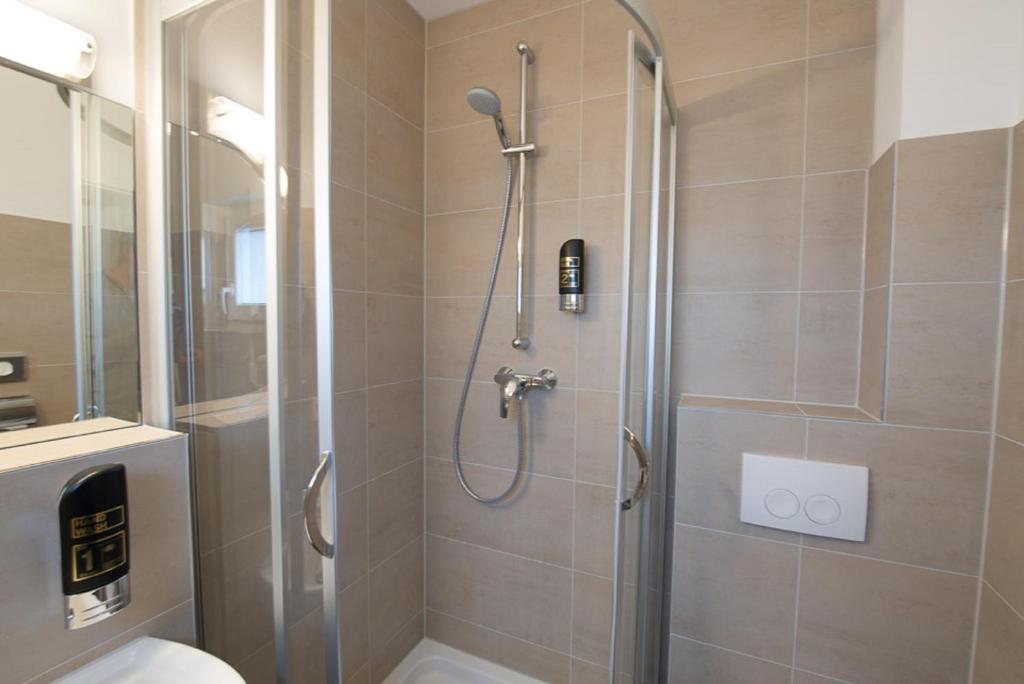 Trip Inn Goethe Conference Hotel - Triple Room