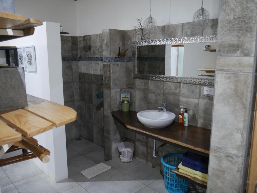Koupelna v ubytování Cote Pacific Casitas