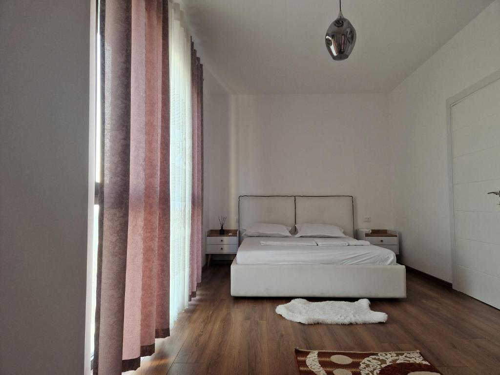 Luxury Rent Apartment 10