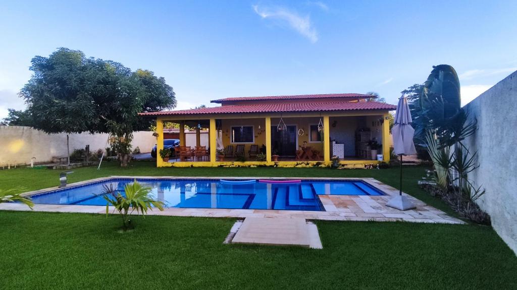 Vacation Home Casa de veraneio com piscina e churrasqueira, Beberibe,  Brazil 