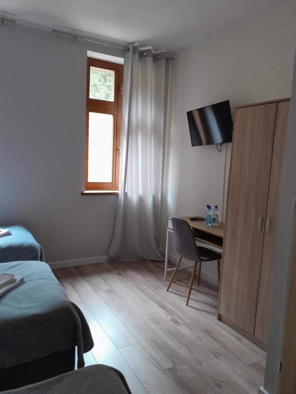 Willa Góralka - Triple Room With Private Bathroom
