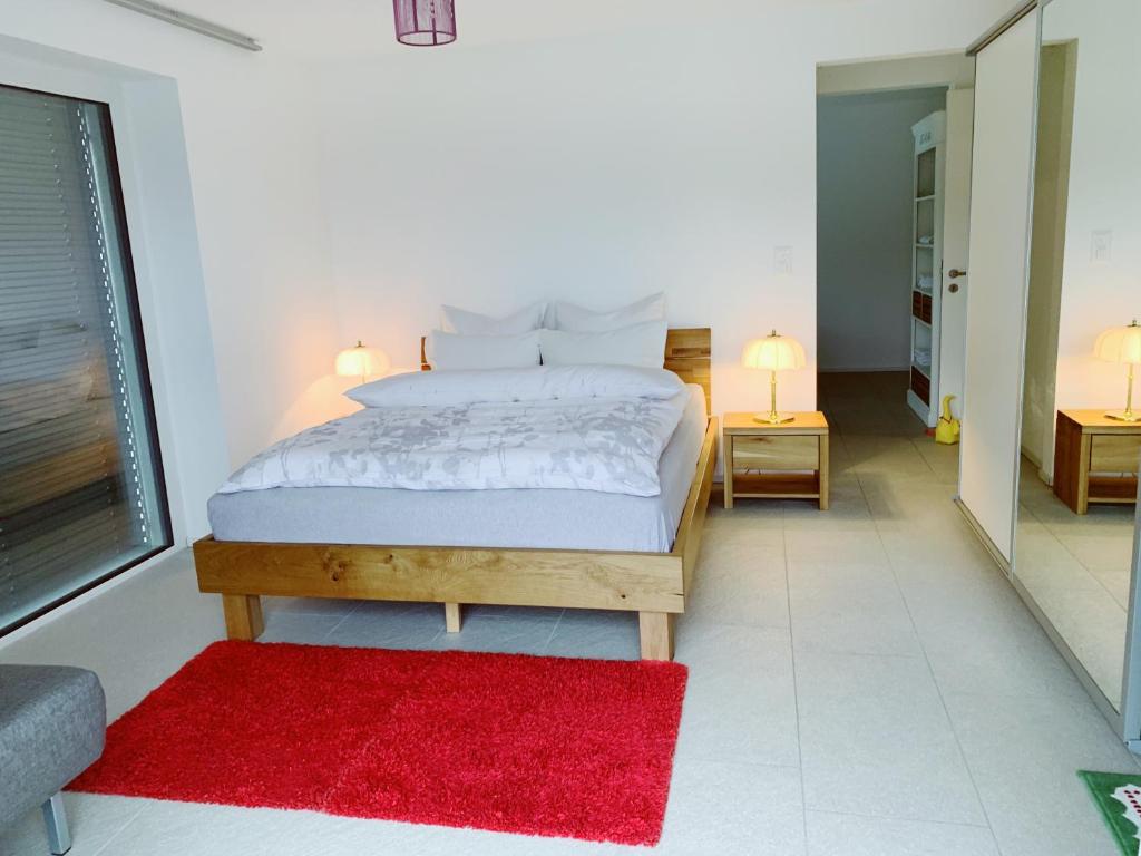 Postel nebo postele na pokoji v ubytování N1 Standalone House Baden