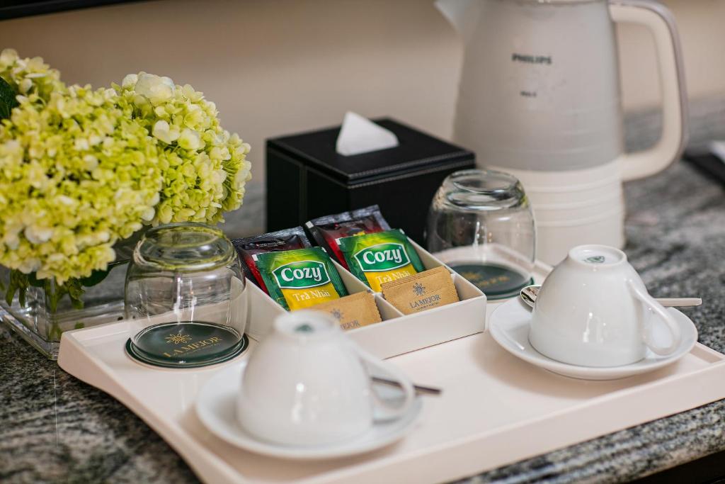 La Mejor Hotel & Sky Bar - 10