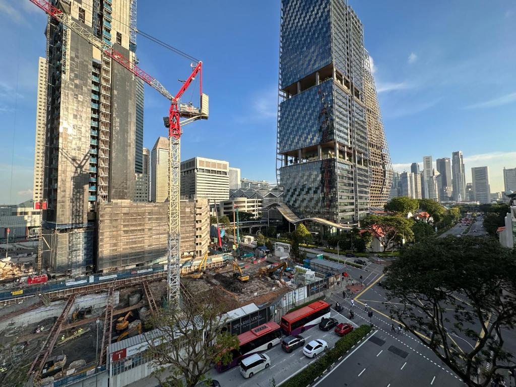 Nespecifikovaný výhled na destinaci Singapur nebo výhled na město při pohledu z hotelu