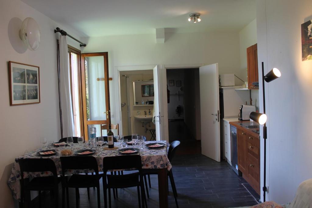 Fotografie z fotogalerie ubytování Casa Vacanze Tana della Volpe v destinaci Ispra