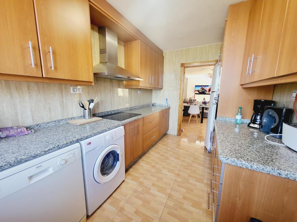 Casa piscina privada 4 dormitorios, Alicante – Precios ...