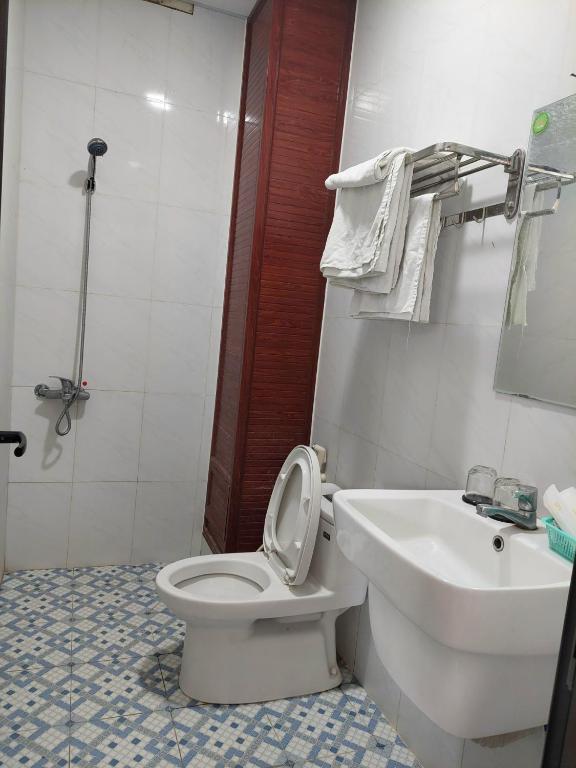 Koupelna v ubytování Hotel Sen Việt Bạc Liêu