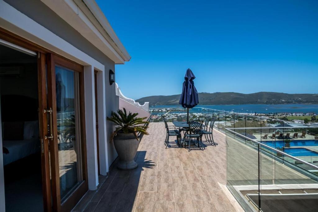Issaquena Heights Boutique Hotel - Image 10