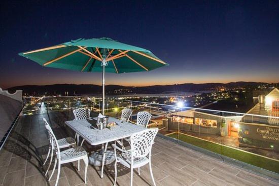 Issaquena Heights Boutique Hotel - Image 24