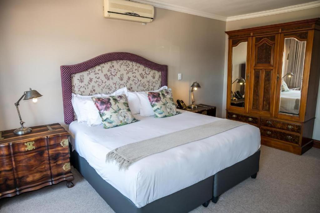 Issaquena Heights Boutique Hotel - Image 30