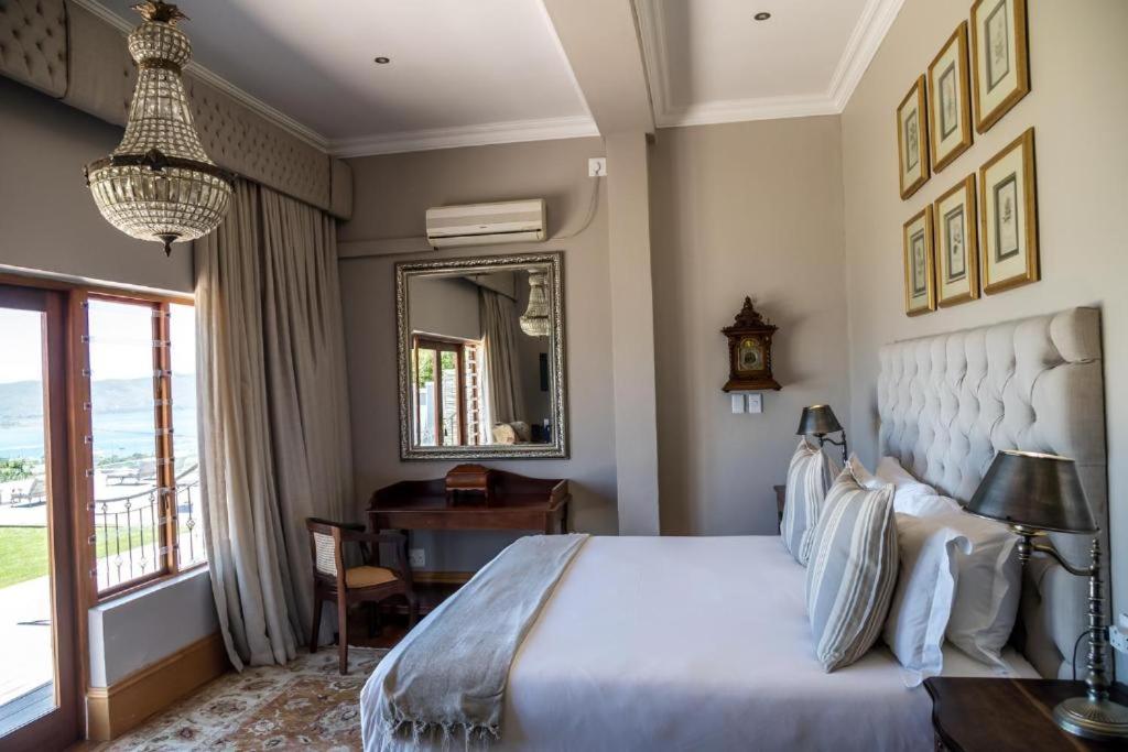 Issaquena Heights Boutique Hotel - Image 32