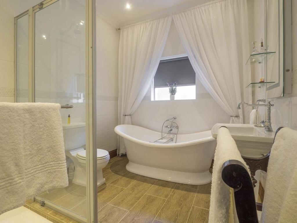 Issaquena Heights Boutique Hotel - Image 29
