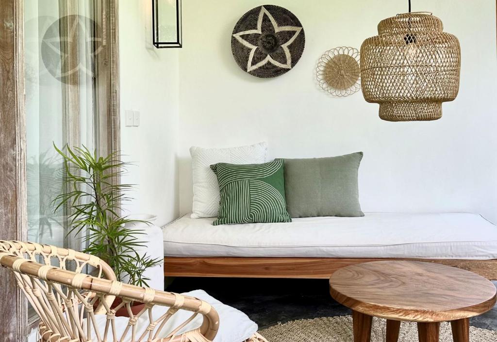 The White Villas Ubud - 4