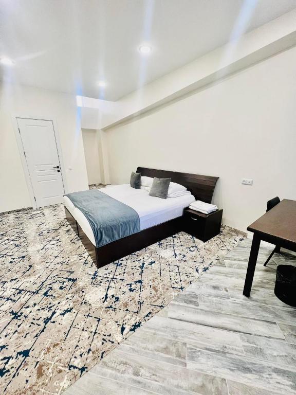 Fortune Hotel - Habitación De Lujo (2 Adultos + 1 Niño)