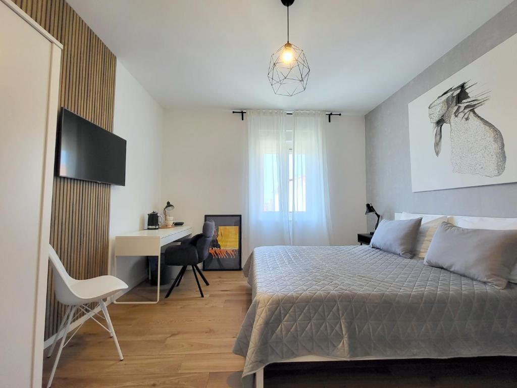 TV a/nebo společenská místnost v ubytování Central rooms
