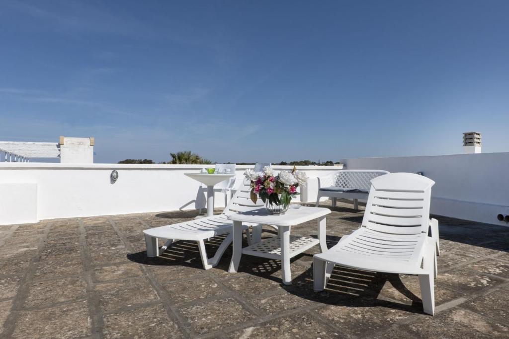 Balkón nebo terasa v ubytování Apulia Hotel Ugento Cala Blu