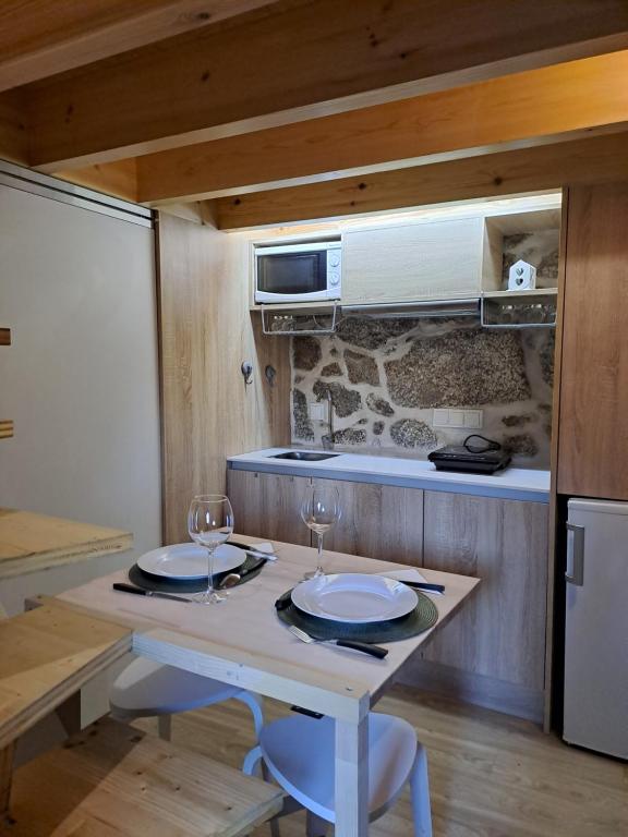Kuchyň nebo kuchyňský kout v ubytování VillaGarcia-Casa da Marianinha