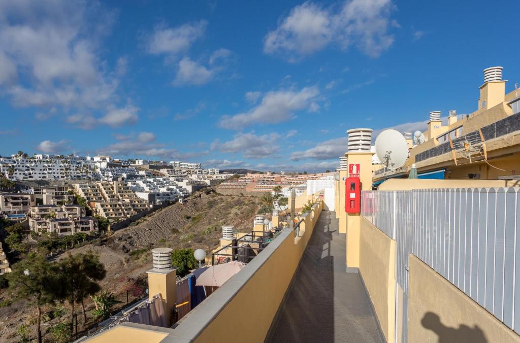 Balkon lub taras w obiekcie Lightbooking playa de Amadores La Concha