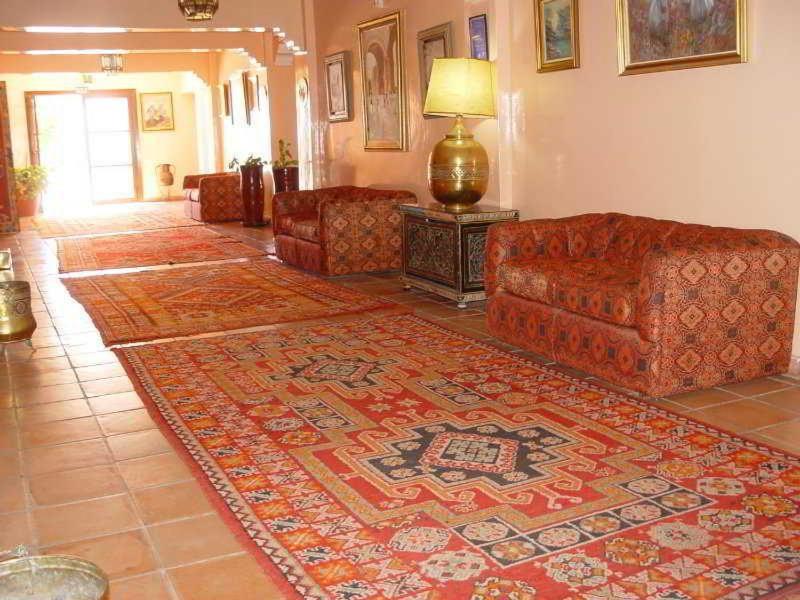 Posezení v ubytování HOTEL KERDOUS