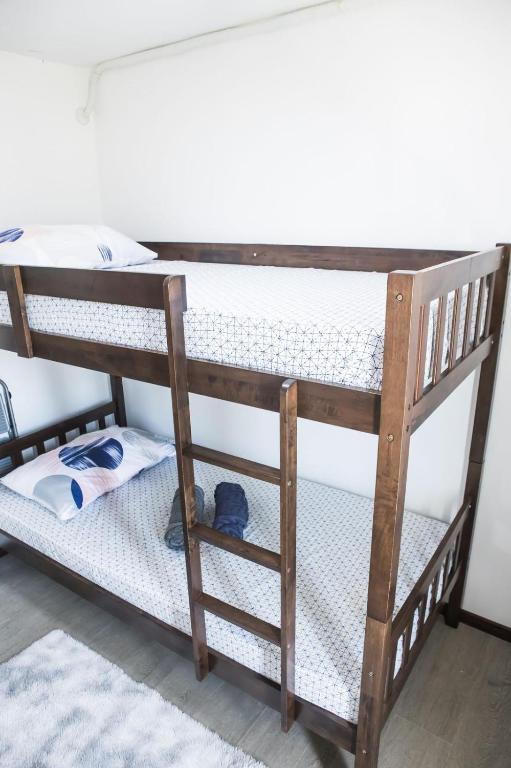 Postel nebo postele na pokoji v ubytování One Oasis 2BR Condo in Mabolo-near SM, Ayala, IT park