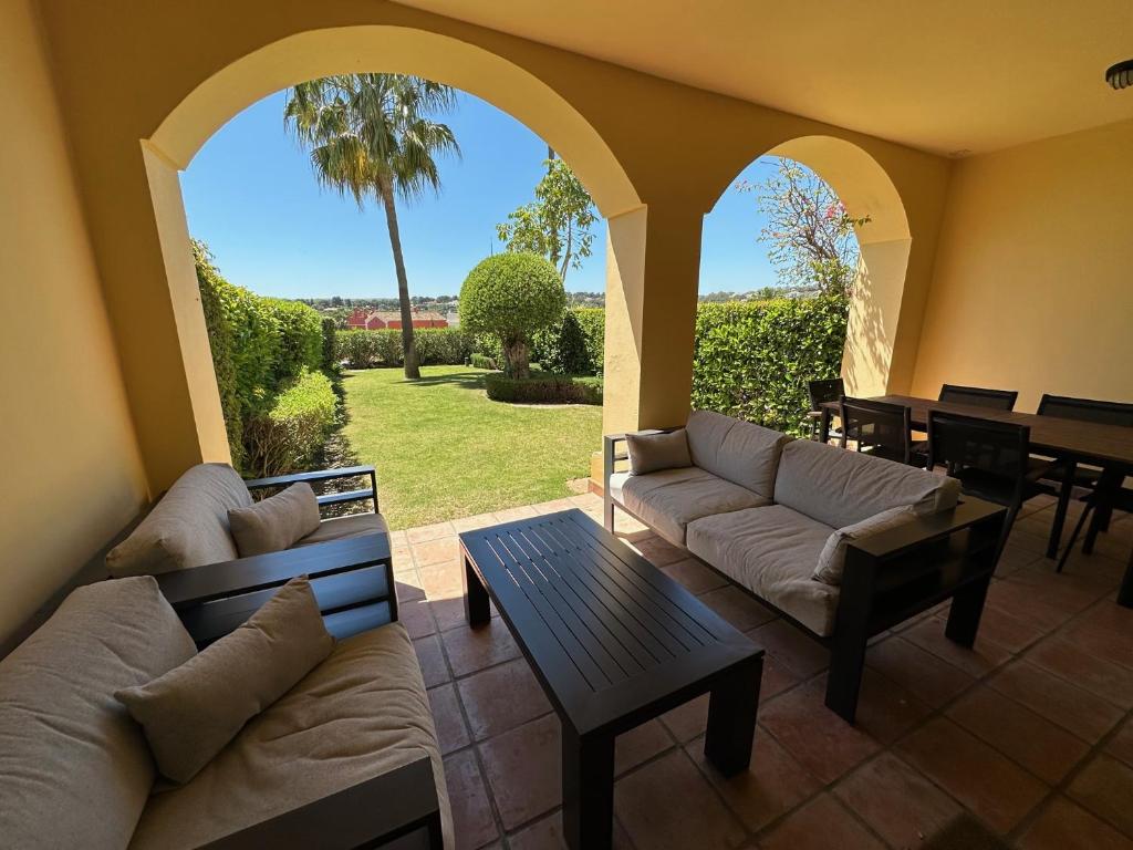 Fotografie z fotogalerie ubytování Stunning house in La Reserva Golf Course v destinaci Sotogrande