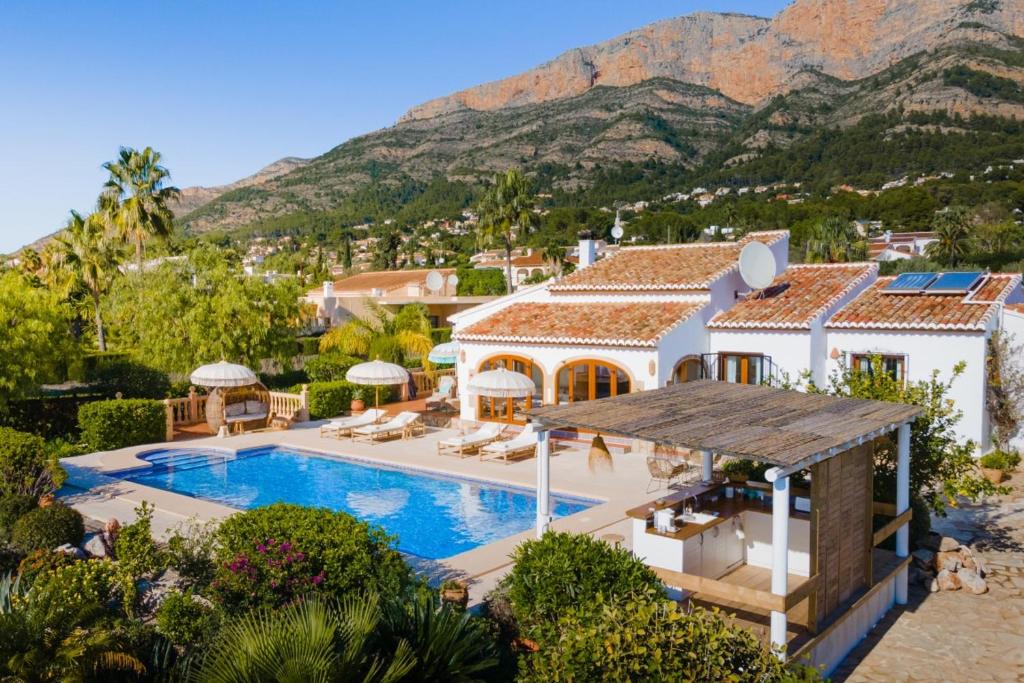 Entire villa hosted by Dino, Xàbia (aktualisierte Preise für 2024)