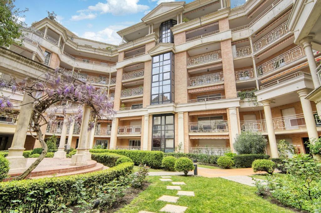 Vonkajšia záhrada v ubytovaní Prat d'Albis - Appt avec terrasse