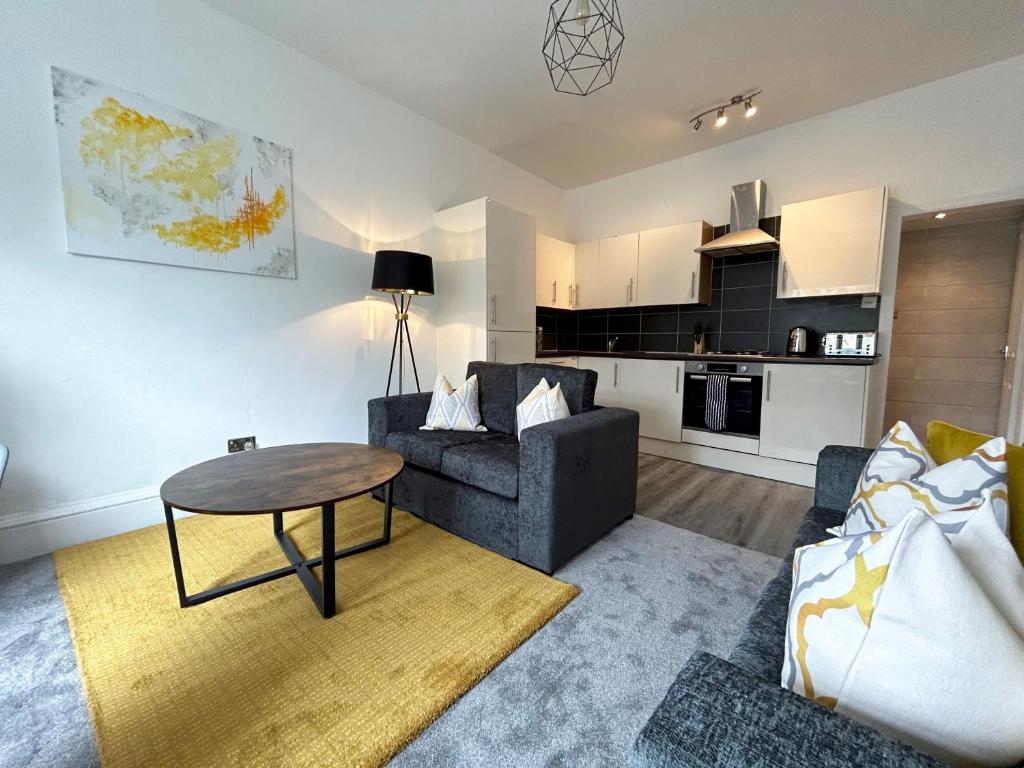Crown Apartments, Glasgow (updated prices 2024)