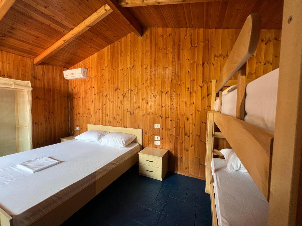 MIQT Beach - Bungalows
