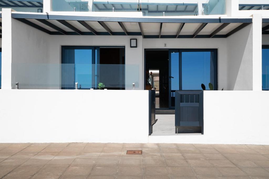 The facade or entrance of Callao Beach 2