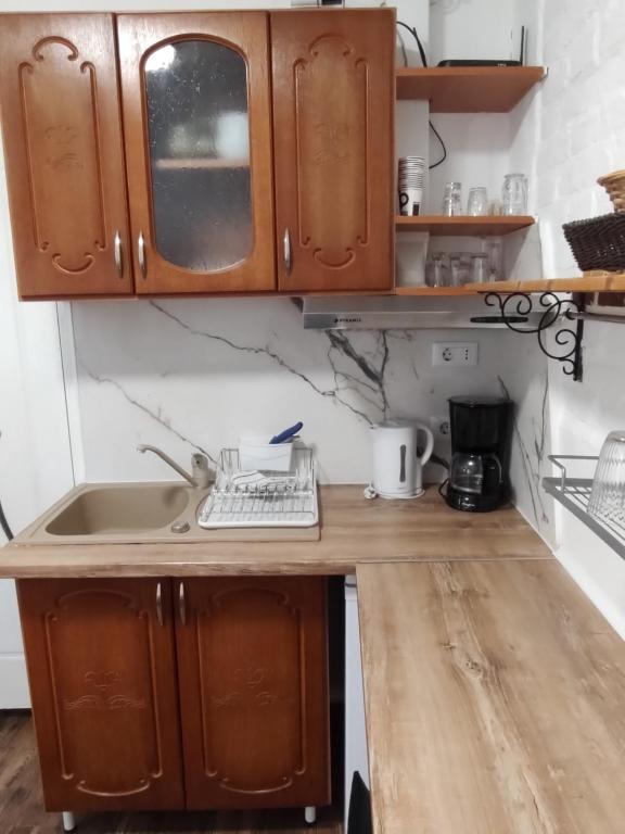 studio - Double Room With Private Bathroom
