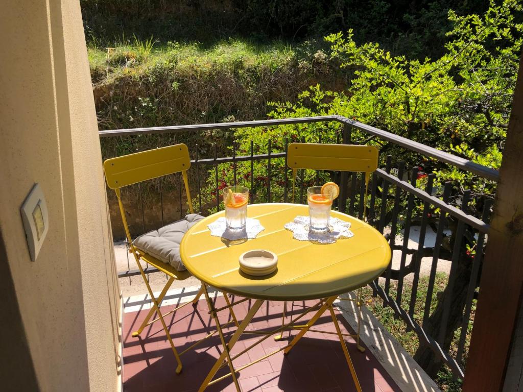 Balkón nebo terasa v ubytování Didi House