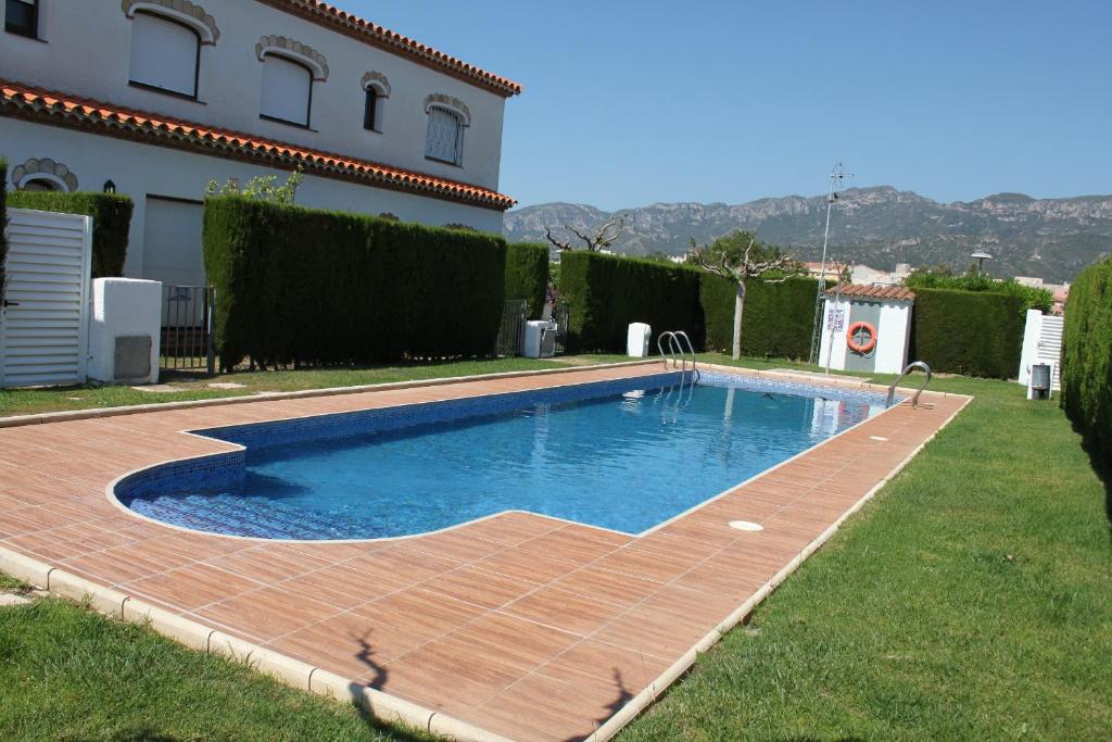 Peywand, Miami Platja (updated prices 2024)