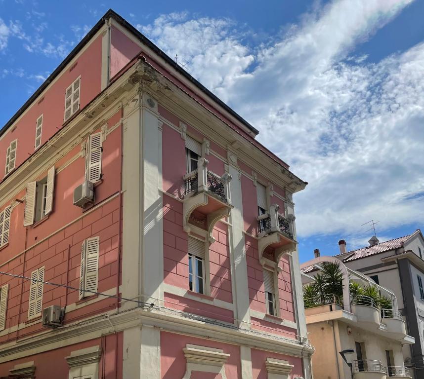 The building in which Az apartmant is located