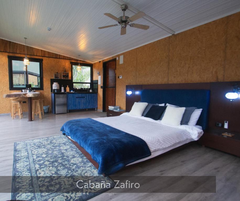 Postel nebo postele na pokoji v ubytování Magma "Eco Hotel Cabañas"