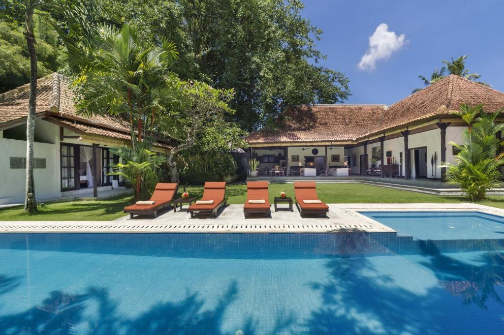 Villa Eight - Royal Six-Bedroom With Private Pool