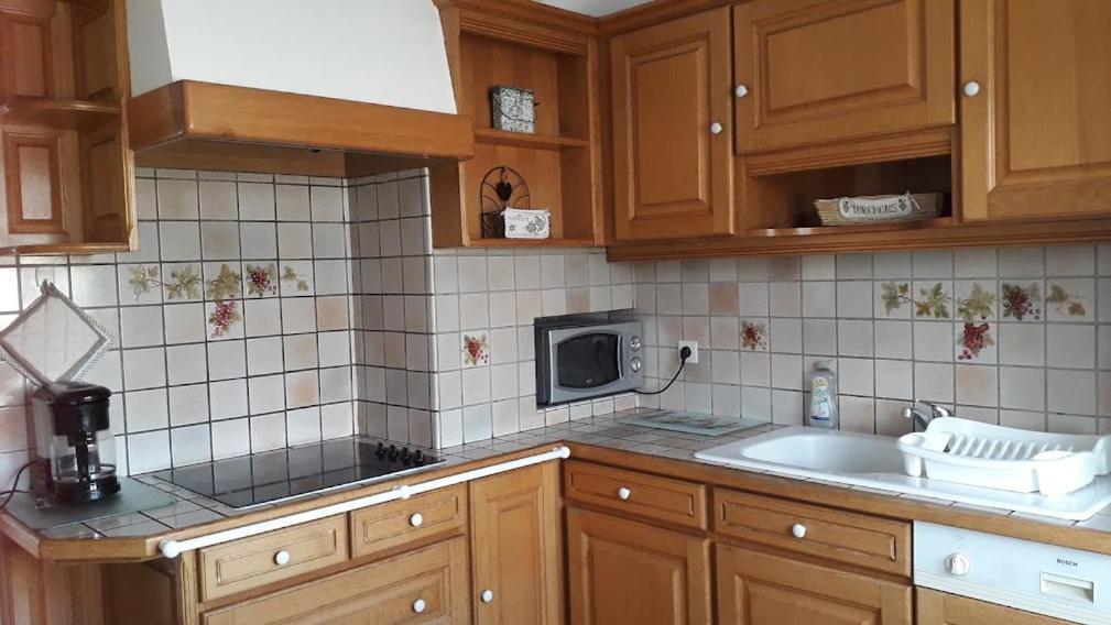 Kuchyňa alebo kuchynka v ubytovaní Gîte Le bel Epi