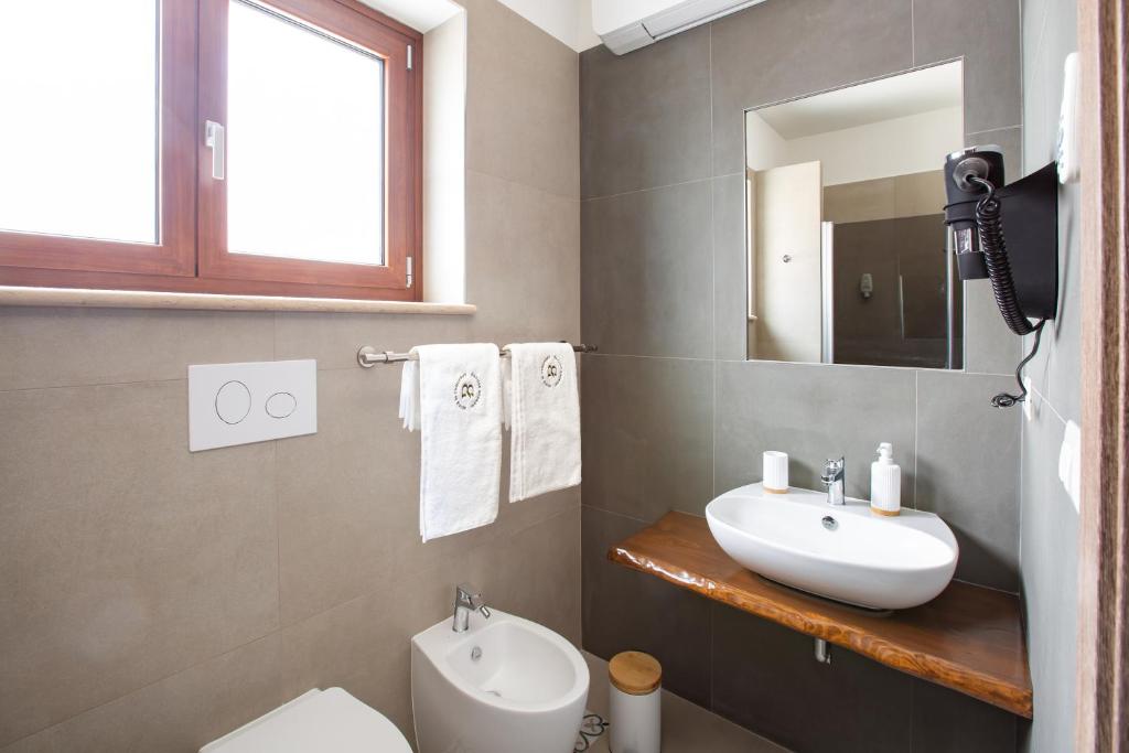 Locanda Ballarò Relais di Campagna - Habitación Individual Con Baño Privado