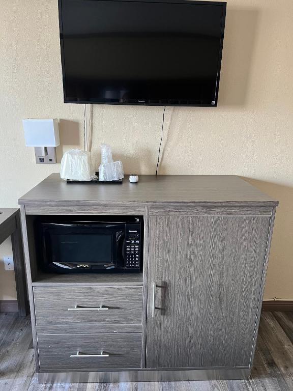 Kuchyň nebo kuchyňský kout v ubytování Highland Inn Las Vegas