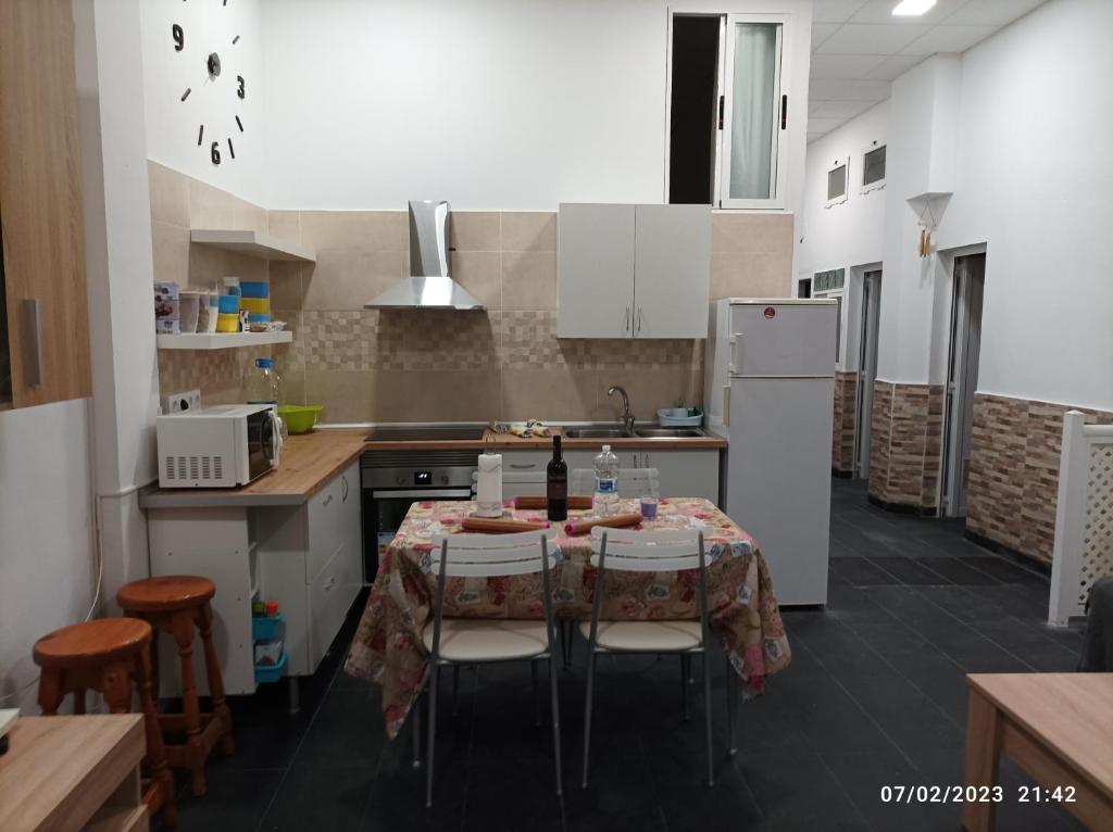 Kuchyň nebo kuchyňský kout v ubytování Casa La Isleta, entre el puerto y la playa Las Canteras