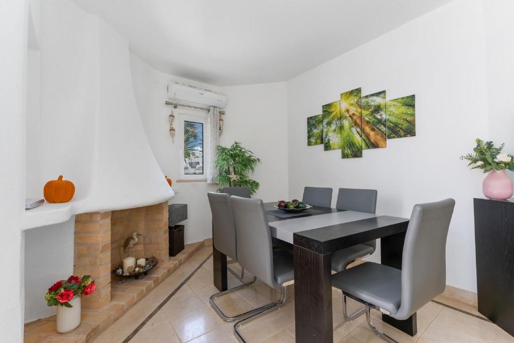 Fotografie z fotogalerie ubytování Balaia Golf Poolside Retreat - Superior 2 bed villa v destinaci Albufeira