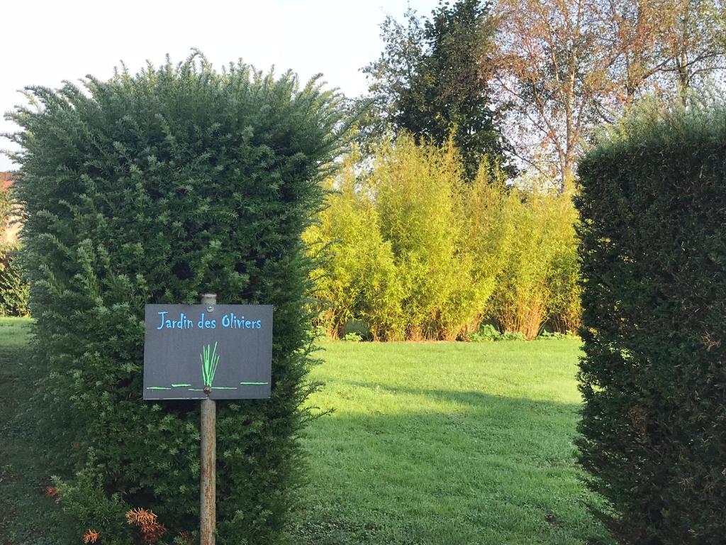 Vonkajšia záhrada v ubytovaní Les Jardins d'Ilona - Les Oliviers - Ecocon