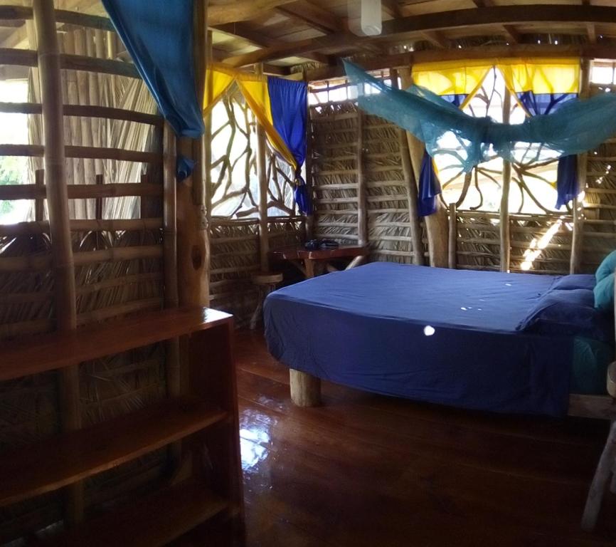 El Bamboo Cabins - Clima En Maisonette