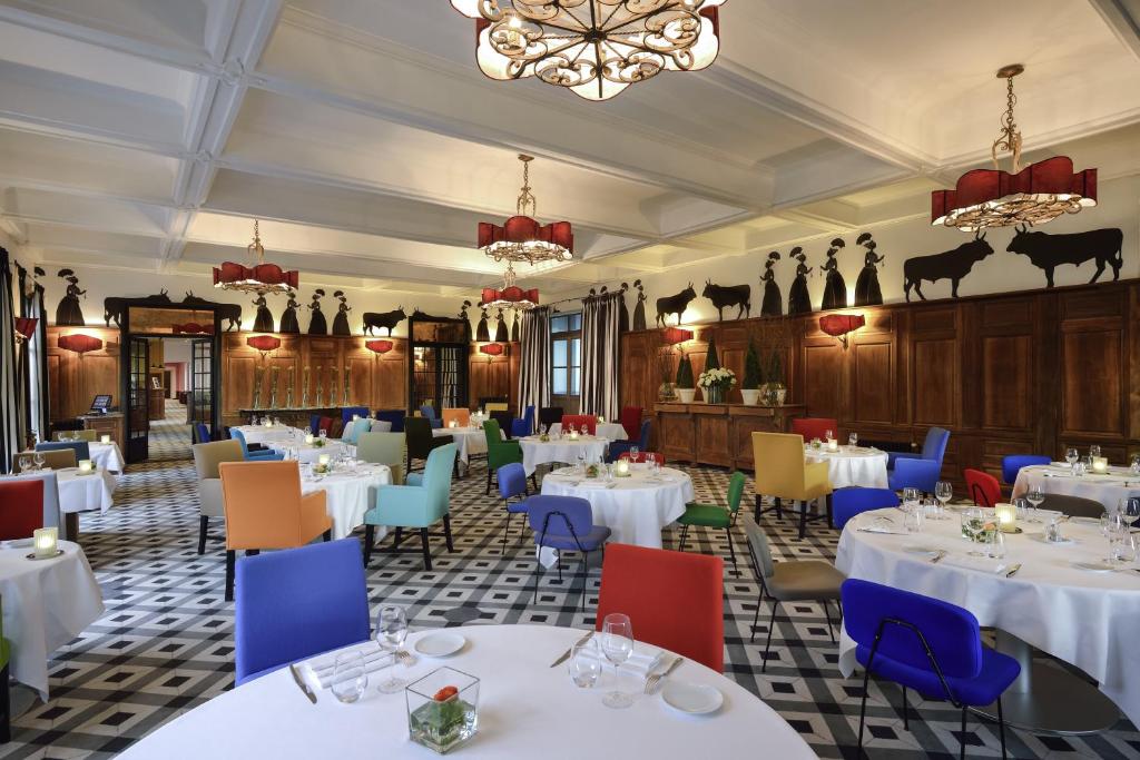 Restaurace v ubytování Jules César Hotel & Spa Arles - MGallery Collection