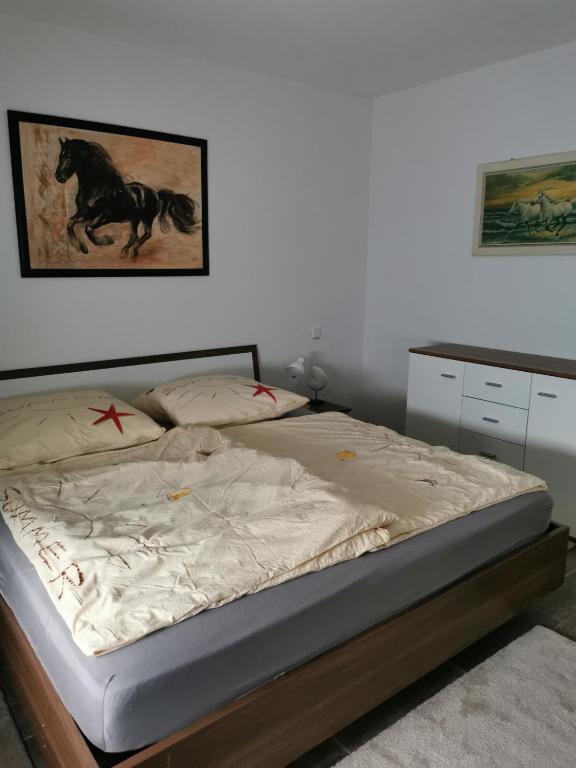 Postel nebo postele na pokoji v ubytování Hübsches Haus