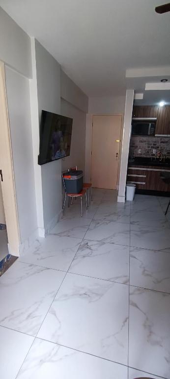 Uma TV ou centro de entretenimento em Eldorado Thermas Park Caldas Novas